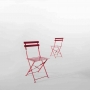 Lot de 2 chaises de terrasse en acier coloré rouges