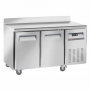 Table frigorifique ventilée 2 portes GN1/1 avec dosseret sur roues 2 avec freins