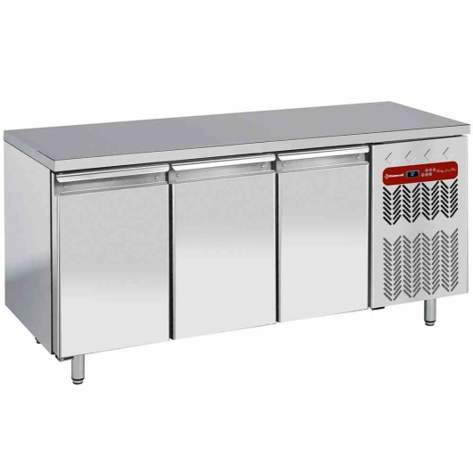 Table de congélation dessus inox central, 3 portes
